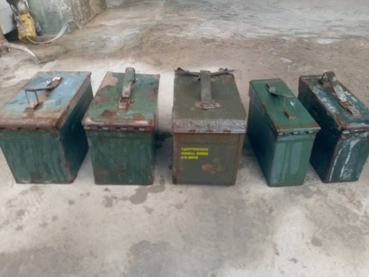 للبيع
5  صناديك  عدد مال اصباين 

 اثنين 2 حجم ازغير 

و 3 حجم  كبير 

سعرهن  شلع كلهن  اب  35 الف  دينار 

يعني تطلع القطعة اب  7 الاف دينار 

عادي ينباعن مفرد 

الشراي  يتصل 

على هذة الرقم  ***********

يوجد واتساب على نفس الرقم
