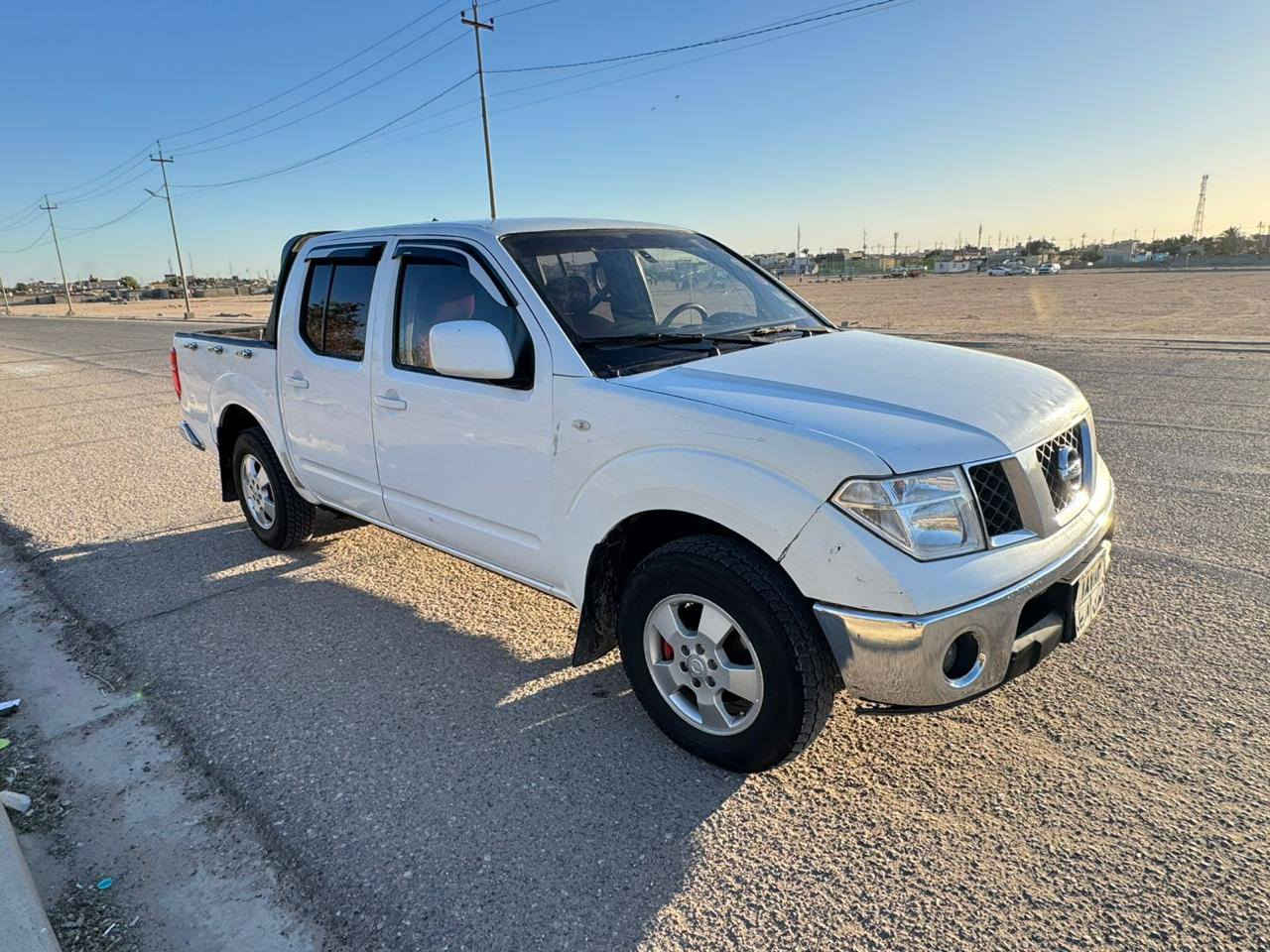 نيسان نيفاره 2014 رقم اربيل جاهزه وجديده 
مكفوله ماعده قطعتين صبق السياره جاهزه مكينه كير حداده تبريد تخم جديد 
جاهزه للتحول أو الوكاله 
سعره 112 وبيه مجال 
مكانه بصره 
رقم صاحب السياره 
*********** البصرة, العراق
