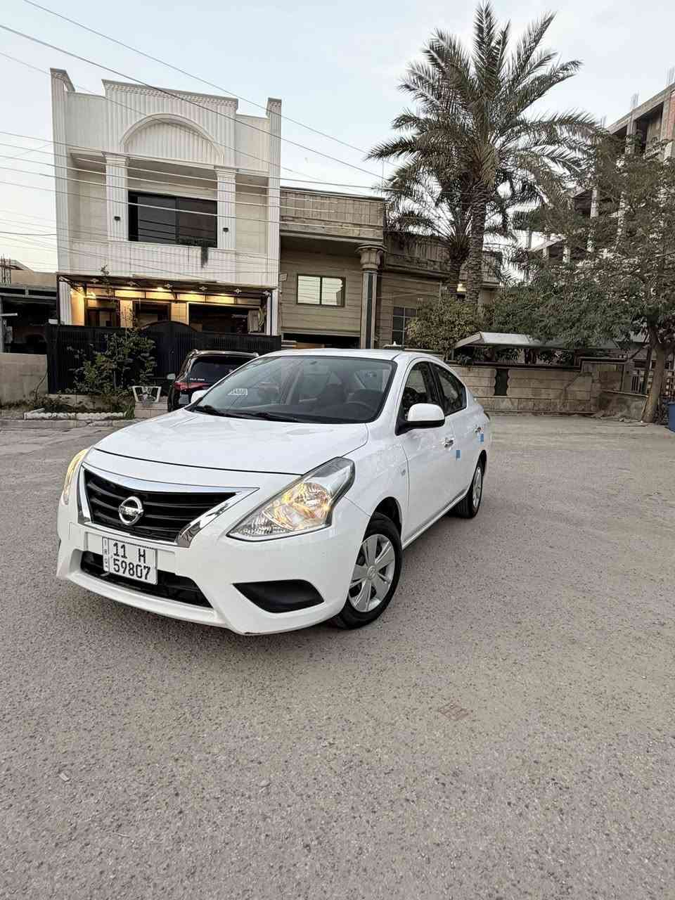 بسم الله توكلنا على الله
سني هندي 2020 رقم بغداد هزه وسنويه جدد لل ٢٠٣١
سياره ماشيه قليل 73 الف فقط حقيقي شرط الكلوب
جديده ومحافضين عليه
صدر تايرات جدد تبريد ثلج سياره ناعمه ونشطه
دهن الماني ادينول دوشمه جلد اصليه ارضيات جلد مغلفه
غرفته جديده جداً
السونار مرفق بلمنشور اخوان!!!

107 سعره مناسب وحلو جديده 
مكانه بغداد الجهاد
 مهندس عبدالله
***********
