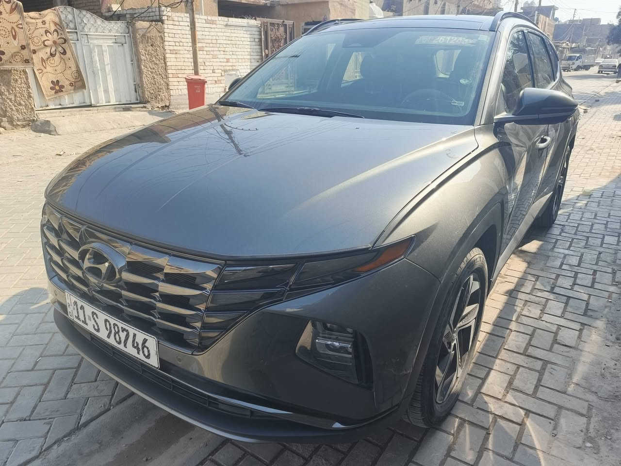 توسان 2022 ليمتيد
حادثها خلفي بدون ايرباگ
رقم بغداد بأسمي
فول مواصفات 
بصمة تشغيل عن بعد 
تقديم و ترجيع بل بصمه 
بانوراما
كامرة اماميه خلفيه 
كشنات تدفئه تبريد 
وبعد هواي مواصفات بيها 
فئة ال VIP 
عنواني بغداد 
للاستفسار اتصل عل رقم 
***********
