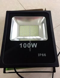 بروجكتر خارجي • ١٠٠ واط • IP65/IP66
