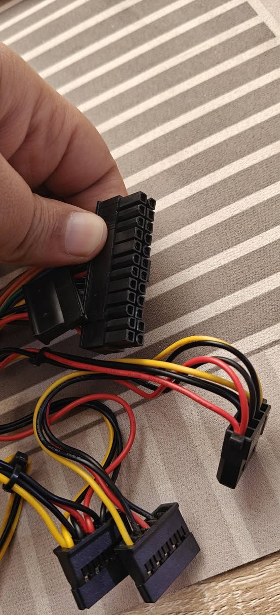 سلام عليكم
بورسبلاي sfx mini
مستخدم نظيف 
قبل لتدخل خاص شوف الكيبلات 
السعر 25


**إذا كنت صاحب هذا الإعلان وتريد حذفه لأي سبب، رجاءا أرسل رسالة إلى الدعم الفني**