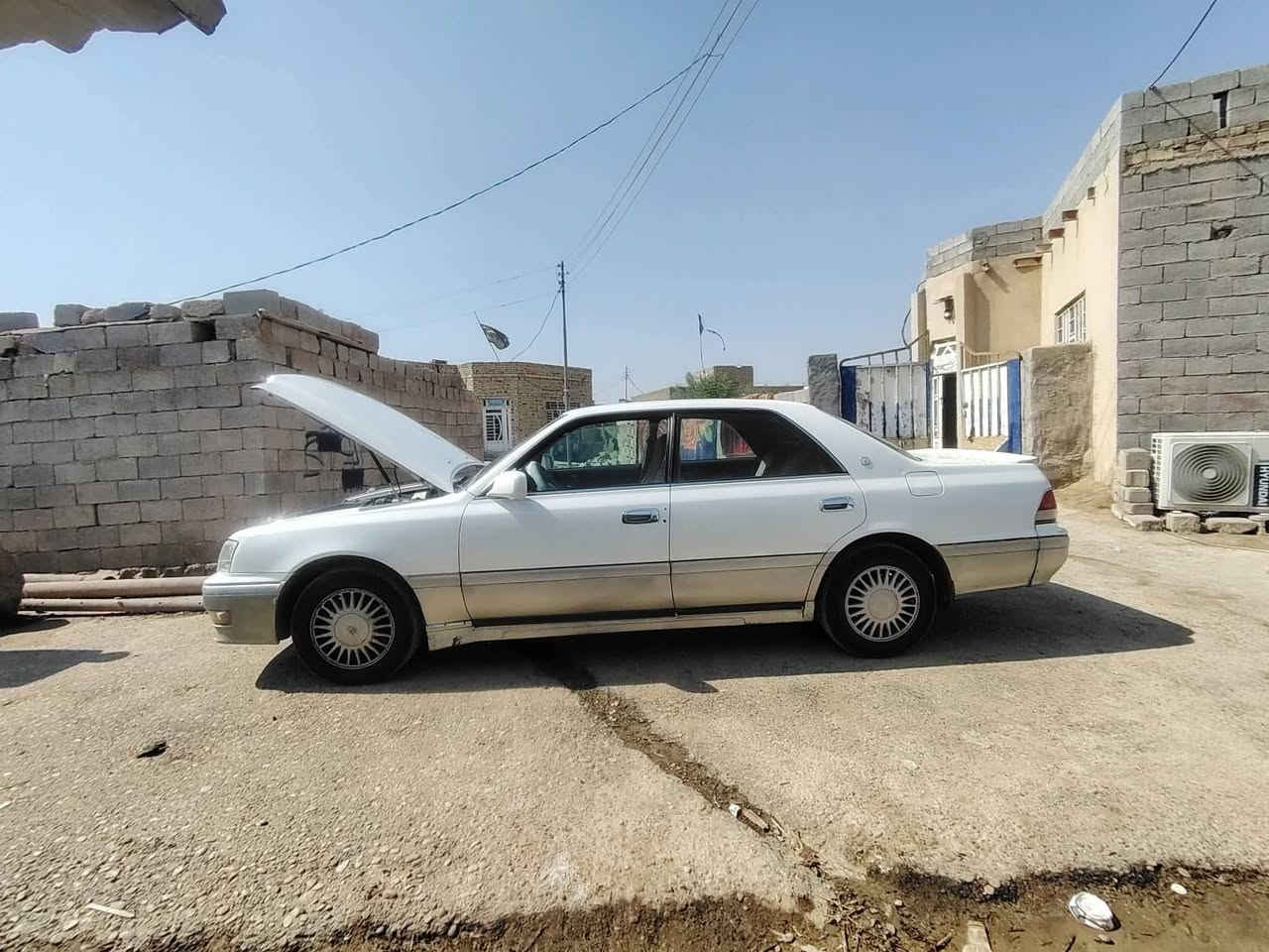 سلام عليكم سياره راس ثور لبيع سیاره كفاله كص ونقل سياره بسمي مداور ثاني يوم السعر 90  وبيها مجال مكان ميسان ناحيه الخير ***********
