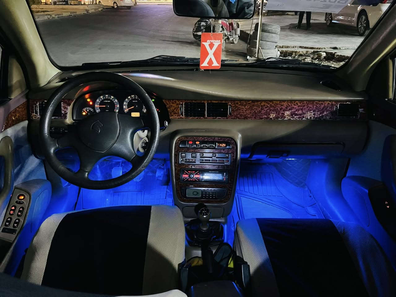 السلام عليكم سمند موديل 2011 السيارة جديدة جاهزة من كلشي مصفرة هيئة وغرمات كير محرك جديد صدر خلفي امامي جديد تخم تاير جديد سنتر لوك شغال رقم بغداد نكليزي السعر 39 بيهة مجال مكاني بغداد رقم ***********
