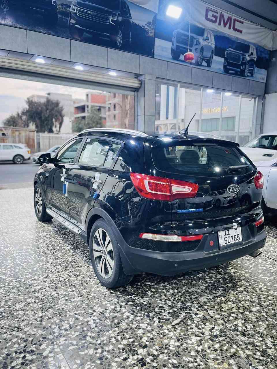 سلام عليكم البيع سبورتج موديل 2012امريكي سيارة جديدة بمعنه الكلمة كير مكينة صدر تخم تاير كلة جديد تبريد تدفئة كلة جديد سيارة فول مواصفات سنوية جديدة غرامات صفر سيارة بسمي تحويل مباشر سعر ١٢٧ وبيهة مجال الشراي مكان بغداد جسر ديالى آلجديد منطقت الكرغولية الاستفسار ***********
