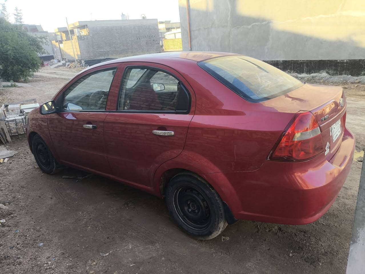 افيو 2007 رقم بغداد مشرؤع وطني
*خليجي مسكر كير عادي 
*السياره مكفوله من التبديل والضربه 
*صبغ قطعه وحده بس  والباقي على وضع الشركه 
*شاشه 
*سياره نظيفه مال جناي 
السعر 48 وبيها مجال بسيط 
مكاني بابل 
***********
