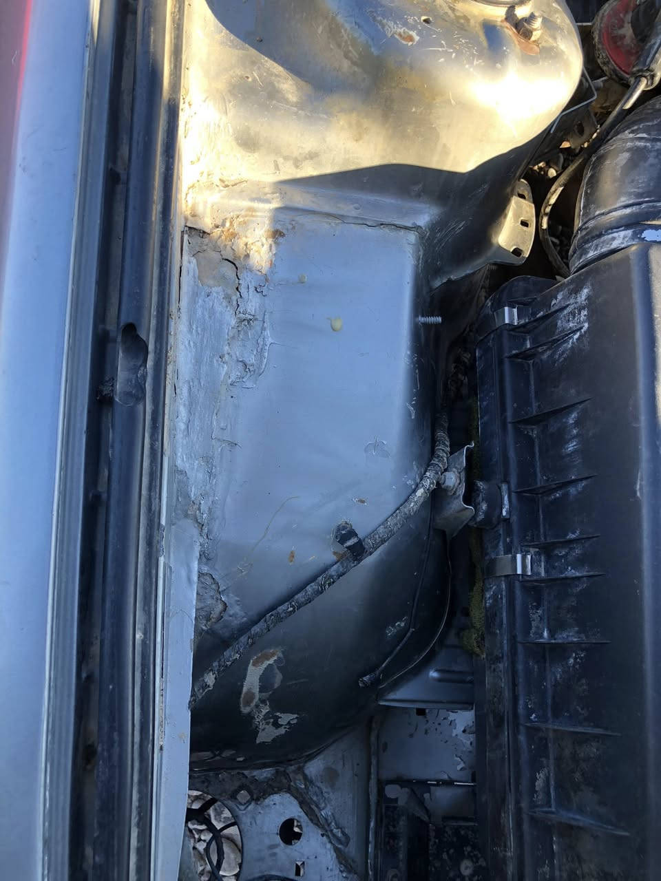 بي ام 530 موديل 1989
كير عادي 
محرك جديد 
كير و محرك بشرط 
رقم نينوى
تحويل والوكاله بشرط 
بيهة ضربة خفيفة بالجاملغ امامي 
ويل هامان تايرات جدد 

سعر 35 و بيها مجال

***********
