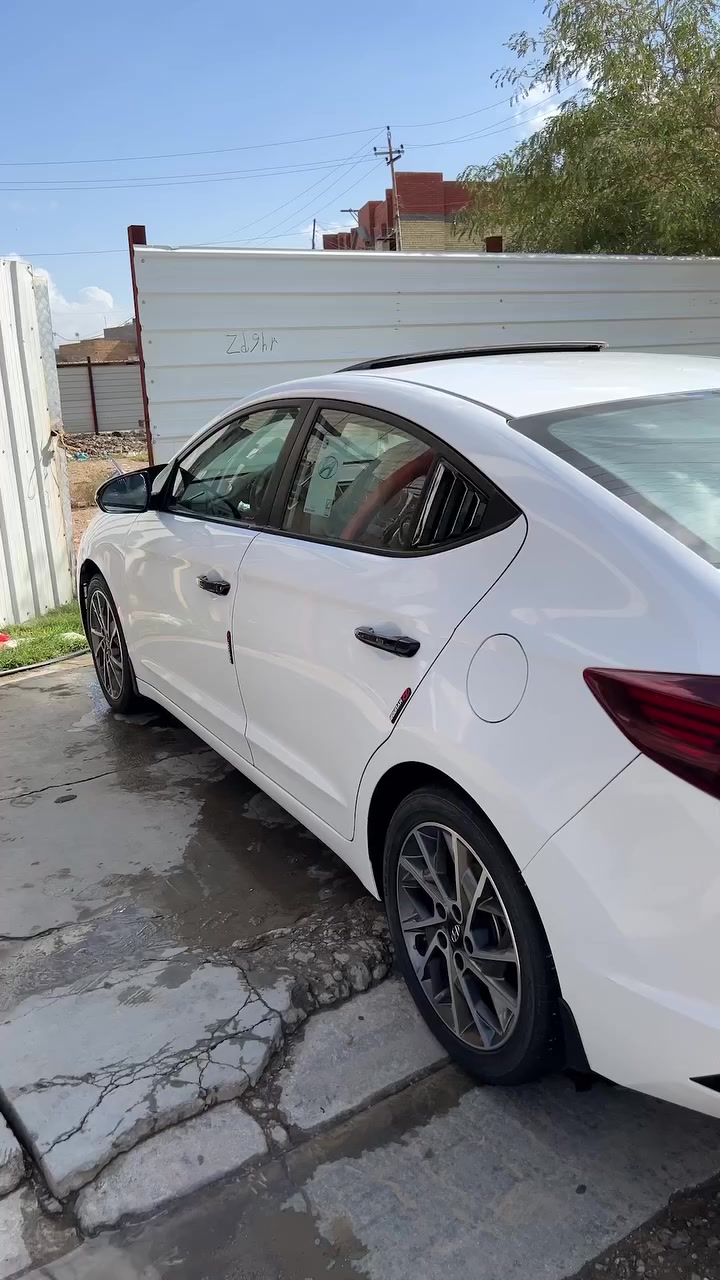 سلام عليكم 🤍 ويرهم مراوس كامري + كورلا 2025 ❤️
النترا 2019 خليجي
فول 1/1 السياره جديده لمواصفات فول 1/1 ماشيه 85
بصمه تشغيل 
كشنات جلد لونين 
ويل 17 تخم تاير
تحكمات استيرن 
مخارج اواكس يؤئس بي 
حساس امامي خلفي اصلي 
اربعه دسك
فتحه سلايت 
شاشه جبيره 
محرك 2000 دوش 
مكان السياره الأنبار خالديه 
رقم بغداد انكليزي 

‭٠٧٨٠ ١٣٧ ٨٦٩٣‬ اتصال وبيك خير ودلل
