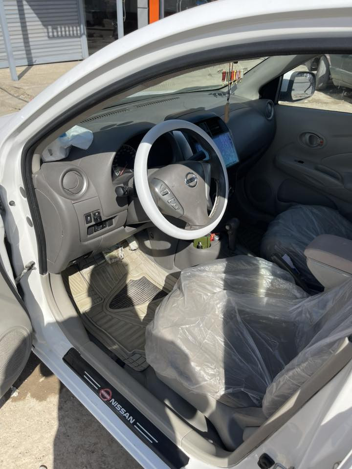 السلام عليكم نيسان صني موديل 2018 رقم أربيل.باسمي تحويل مباشر  بليته الزركه هندي بيها صبغ فقط جاملغ خلفي سونار مرفق بلمنشور سعر 95 

*********** مكاني بغداد رصافه
