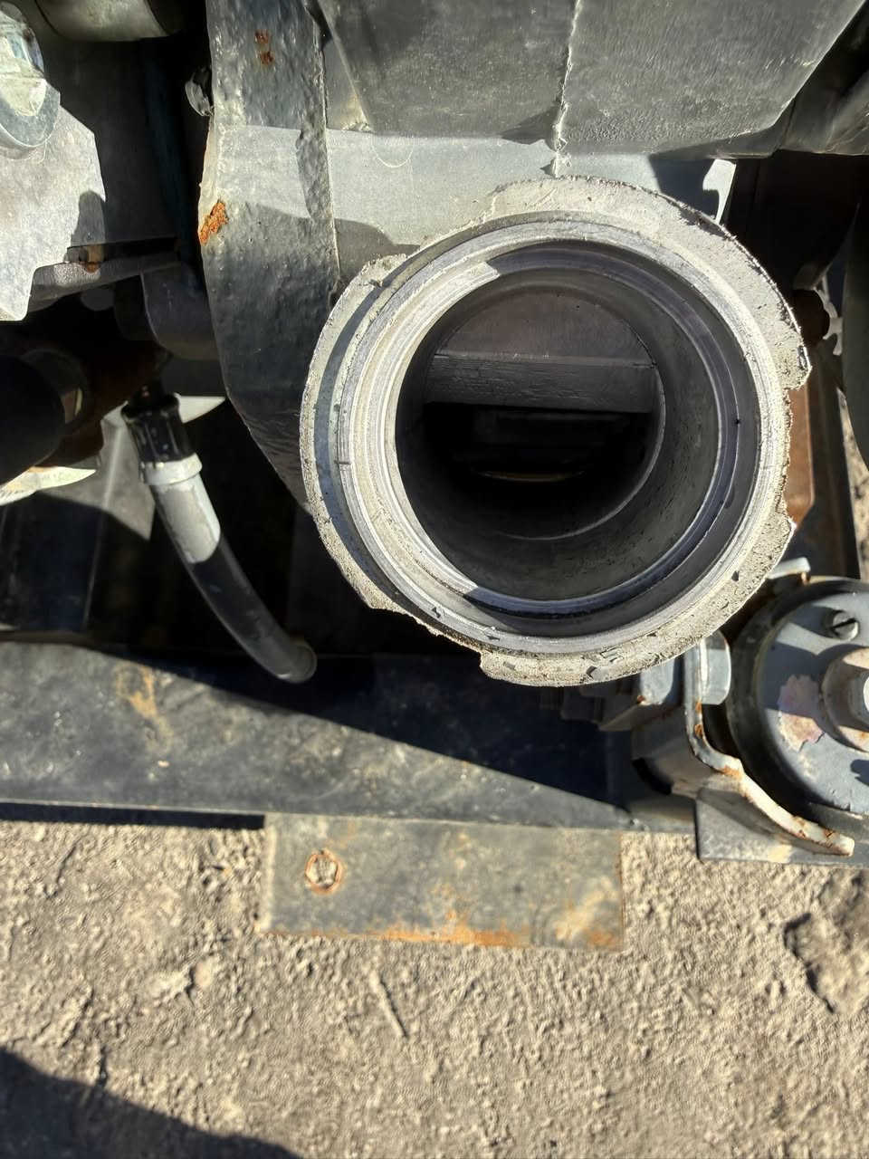 السلام عليكم 
دويز 4 سلندر الماني 
45 Kva. 

ساعات العمل اقل 100 ساعه 
نظام اوتو حمايه فول اوتماتيك
وضع بلاد شركة  
أربيل صناعه جنوبيه 
نظام اوتو حمايه فول اوتماتيك
وضع بلاد شركة  
🚚يوجد توصيل الى جميع المحافظات وبضمان🚚
🚚كياندن هةية بو هةموو شاركان بةكرينتى🚚
 للاستفسار:
 ابو علي 
***********
***********
***********
