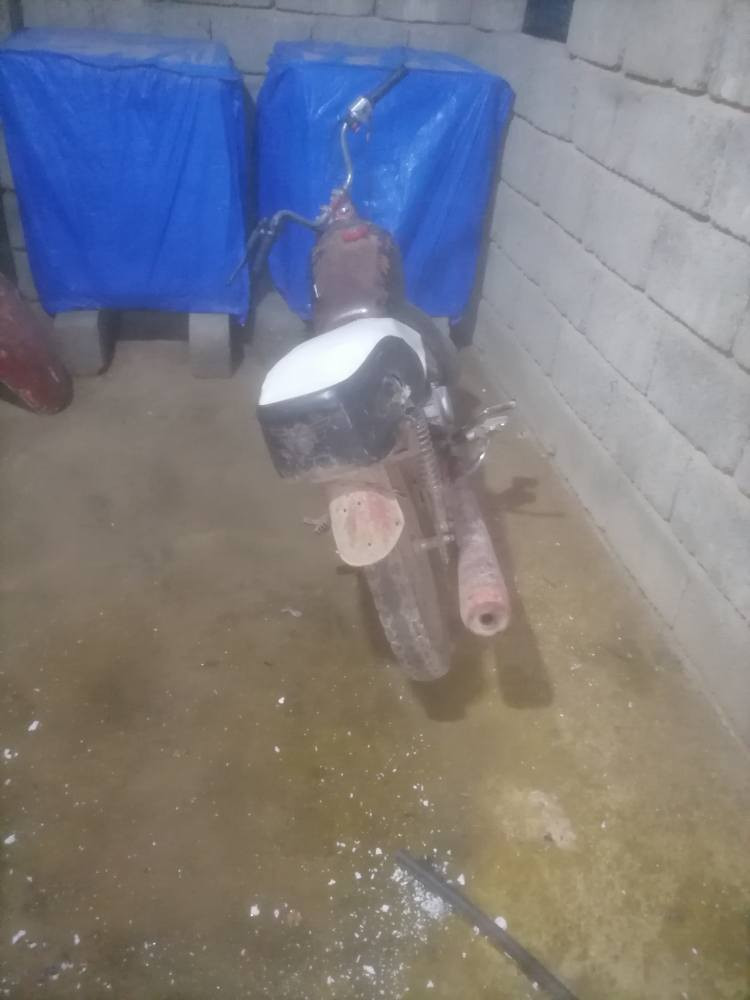 سلام عليكم ماطور البيع. بارت عيتاني 5 تسعات. ماطور كلشي مابي هندر واحد يشتقل ماطور تجي شوفو كبل لا تاخذو دفعلئ سعر ابيعك. هاذه رقمي***********
