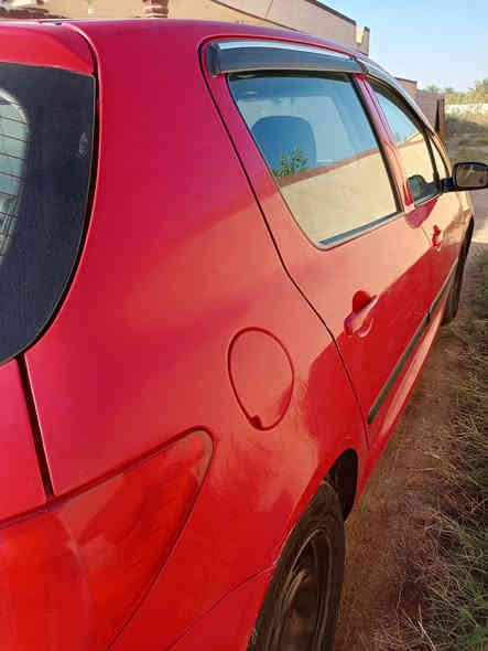 🚘 للبيع بيجو 307 فرنسي – موديل 2006
• كير أوتوماتيك
• رقم بغداد إنكليزي
• الكير والمحرك خَير من الله
• التبريد شغّال
• السيارة مصبوغة أثر جراد فقط
• السعر 53 وبها مجال

📞 للاستفسار والاتصال: ***********
