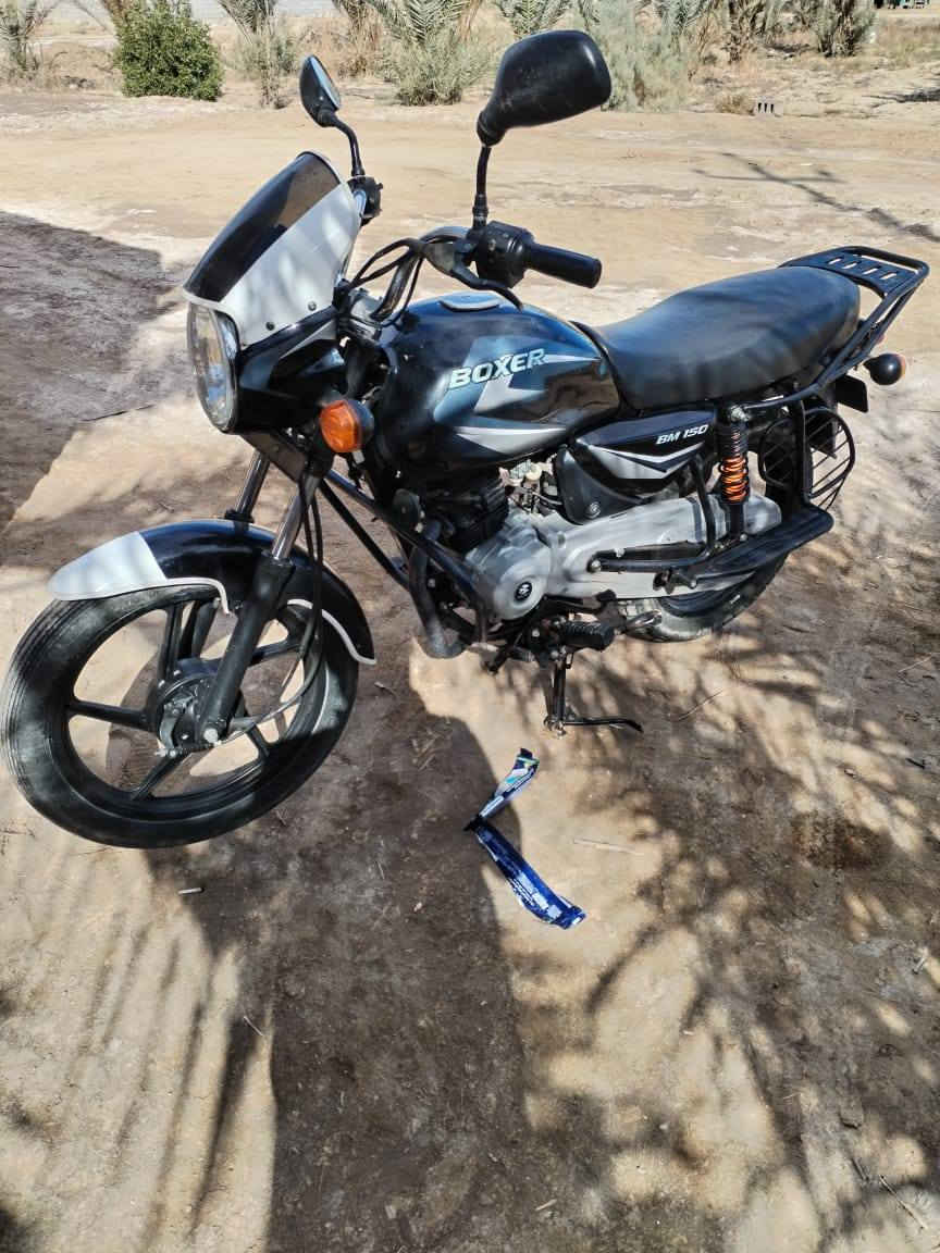 دراجه بوكسر كلاسك موديل 20 اوراق مكفوله كفاله عامه دراجه جانت مخزونه صارله 3سنوات سعر 1250 قفل *********** مكان ناصريه
