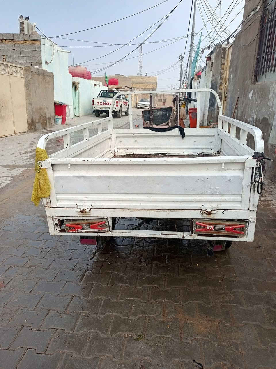 السلام عليكم ستوته للبيع موديل 2009 السعر 800 وبيها مجال العنوان النجف ناحية الرضويه  قرب جامع الزهراء التواصل على هذا الرقم ‏‪***********‬‏
