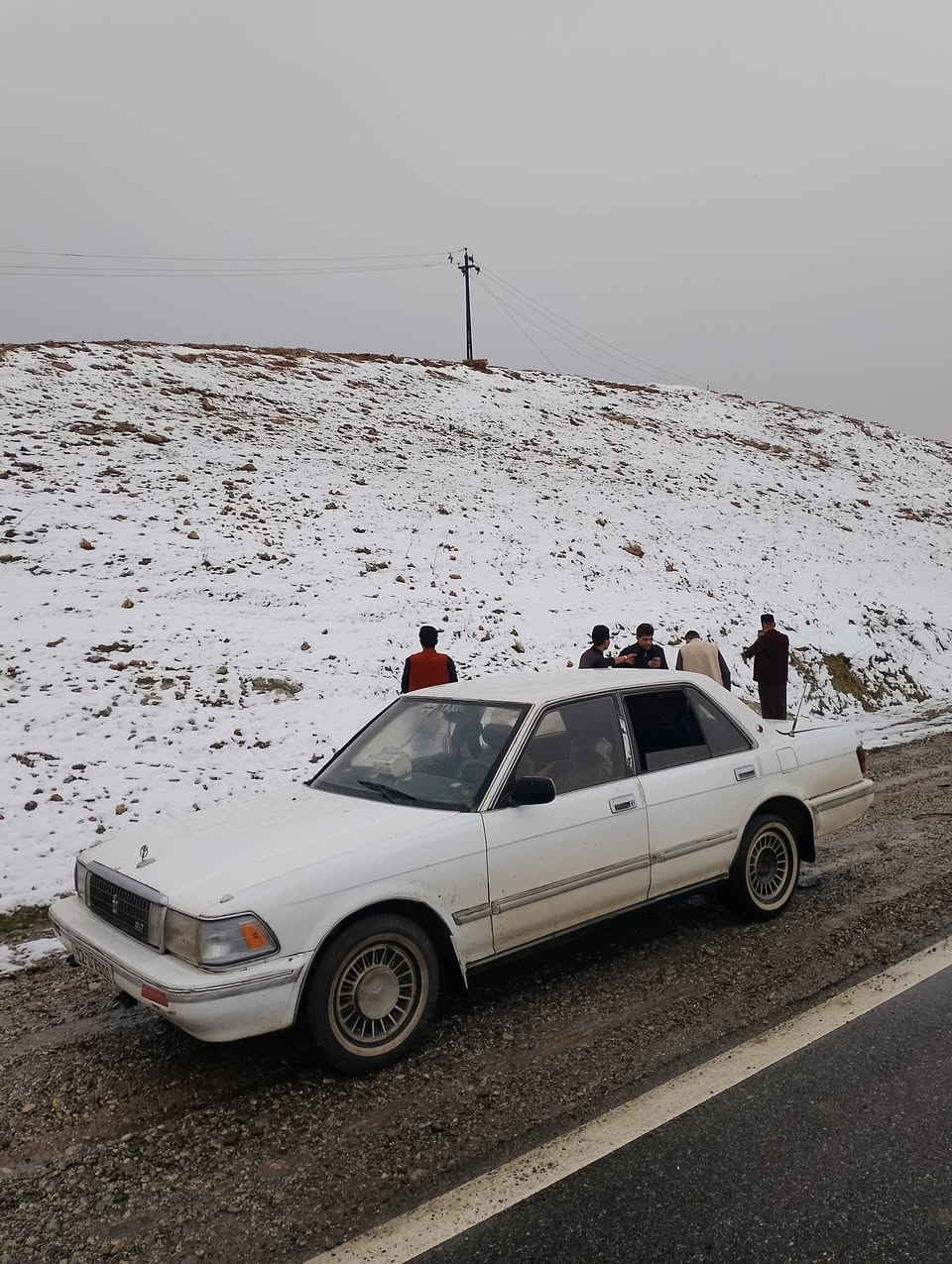 السلام عليكم
سيدان للبيع
***********
