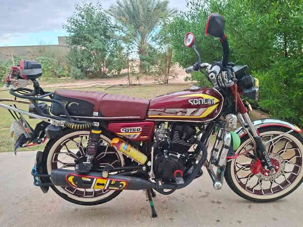 السلام عليكم ( مكلف بل نشر)  اخوان دراجه سولنك موديل 24 فول نضافه نعومه فول كماليات موصل 725
رقم صاحب الدراجه ***********
