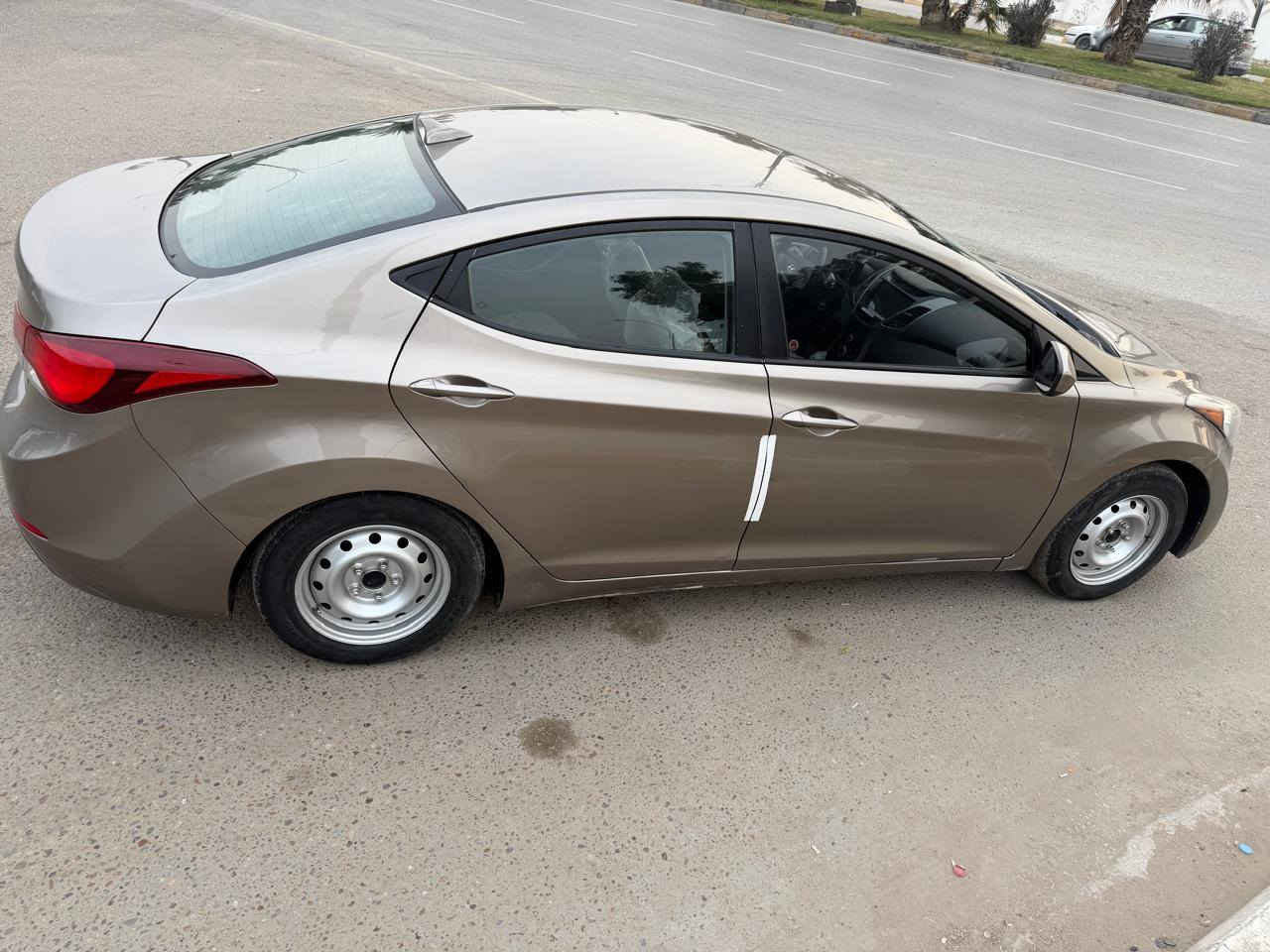 السلام عليكم النترا 2016 السياره جاهزه  بدون حادث فقط دعاميه السعر 113  كير ومكينه وحداديه وتخم تاير وتبريد كله شغال باسمي تحويل مباشر ***********
