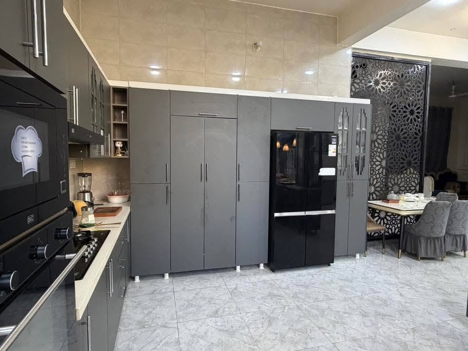 🏠 / دار للبيع مساحه ٤٠٠ م طابو زراعي سند

                 واجهه ٢٠ م / نزال ٢٠ م 

🧱 بناء حديث درجه أولى 

الطابق الاول / مطبخ . أستقبال . هول . غرفتين . مجمع صحيات . كراج . حديقه 

الطابق الثاني / غرفتين . هول . مجمع صحيات 

🌍 الموقع / زوير قرب مسجد الرسول الأعظم

للأستفسار اكثر مراجعه مكتب 
عقارات أراضي بابل الخضراء للمقاولات العامه والتصاميم الهندسية 
شارع ٦٠ .. عمود ٣٠٠ .. مقابل أستدارة علي بقلي 
الشيخ حازم 
وسام محمد 
أبو حيدر / *********** حلة, بابل
