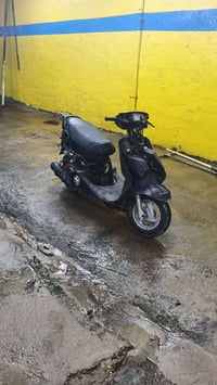 دراجه فراشه نثيه الدراجه خير من الله عوزها ترتيب  للجناي السعر 300وبيه...