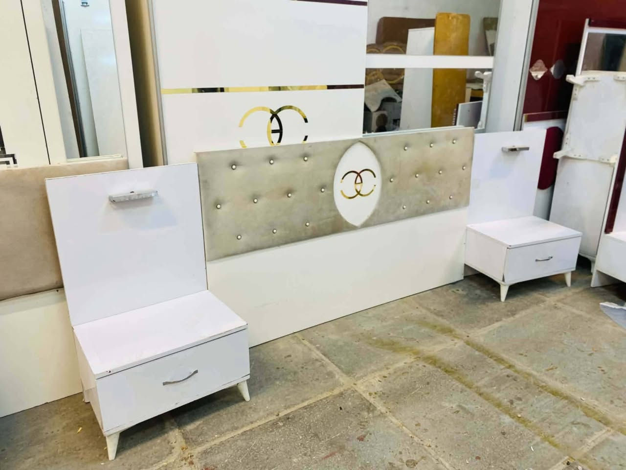 توفرت غرفه ترڪي🇹🇷  
موديل حديث  
نضام سلايت 
 قطع5
نضافه 90💯
السعر /، ، 375
مع شد ونقل 🚚 داخل بغداد مجانآ
 باقي المحافظات بسعر مناسب


**إذا كنت صاحب هذا الإعلان وتريد حذفه لأي سبب، رجاءا أرسل رسالة إلى الدعم الفني**