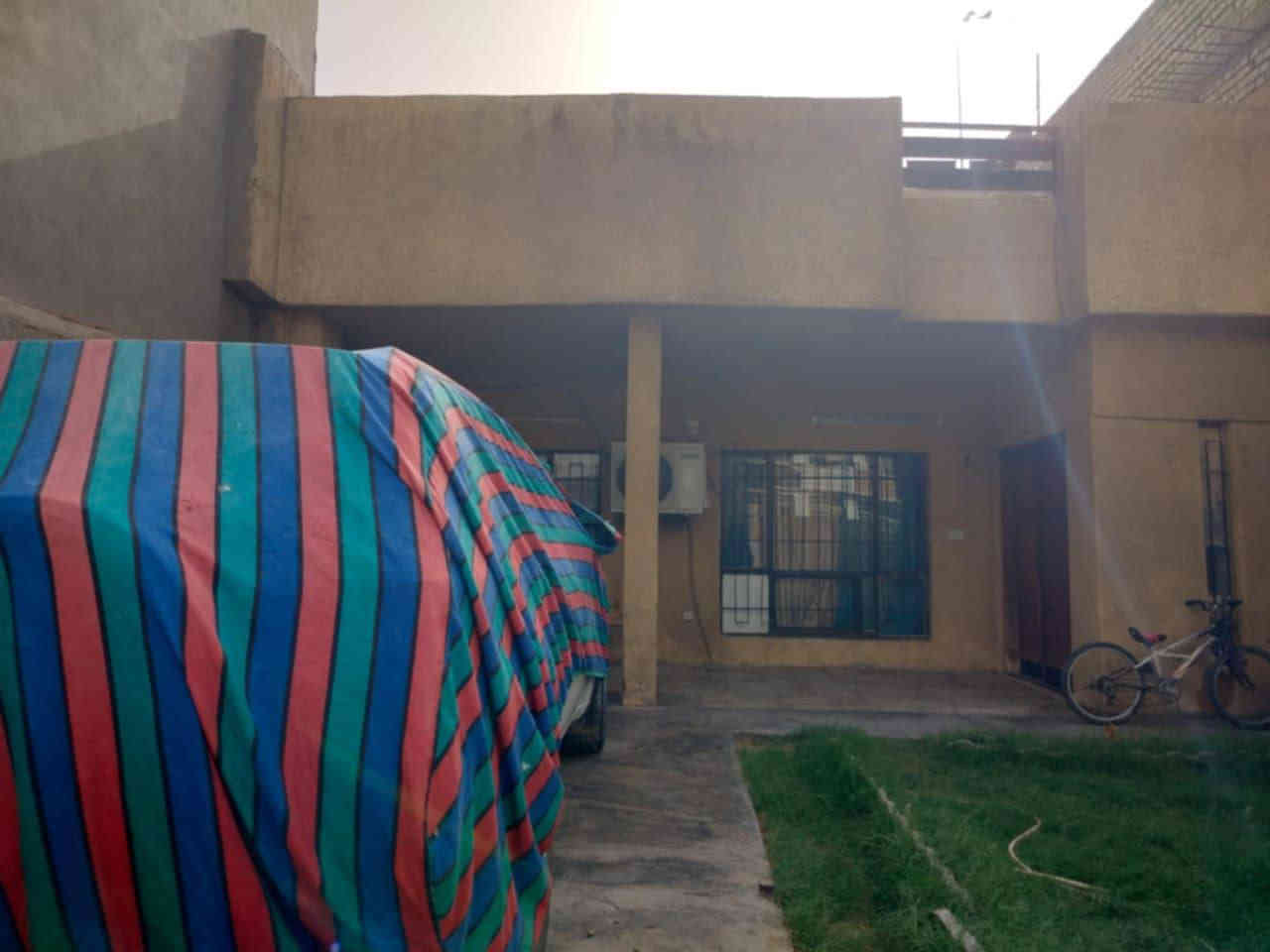 السلام عليكم
بيت للبيع مساحه ١٦٦ واجهه ٨ بناء تسعينات نضيف
طابقين الارضي غرفه وصاله واستقبال ومطبخ وخدمات وحديقه وكراج. والثاني غرفه وخدمات ويرهم اضافه بناء

السعر ٢٧٥ مليون وبي مجال بسيط للشراي
الموقع بغداد الدوره شارع ستين المربع الأول من جهة سريع خلف حلويات جدو. شارع زين ومكان هدوء مرتب
الجاد بلشراء يجي خاص او يراسل واتساب علرقم ***********
