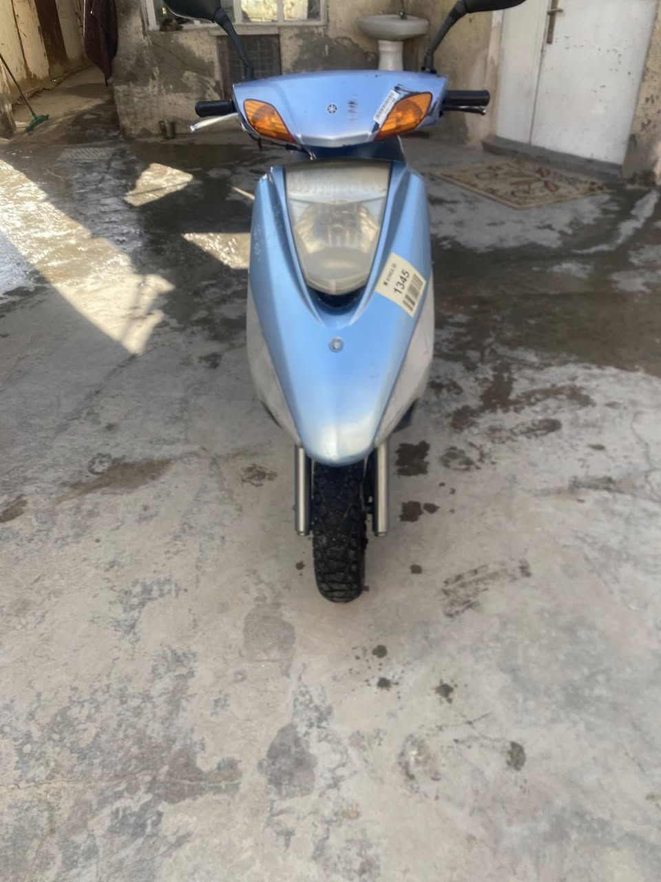 سلام عليكم دراجة للبيع نكرة سلف بكل وكت مكينة خرسة السعر 650وبيها مجال ***********
