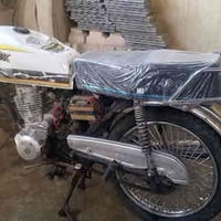 عندي هاي الدراجة يراني 5كير بس الثالث ما يجي نقص ولد خلفي الدراجه كوب ...