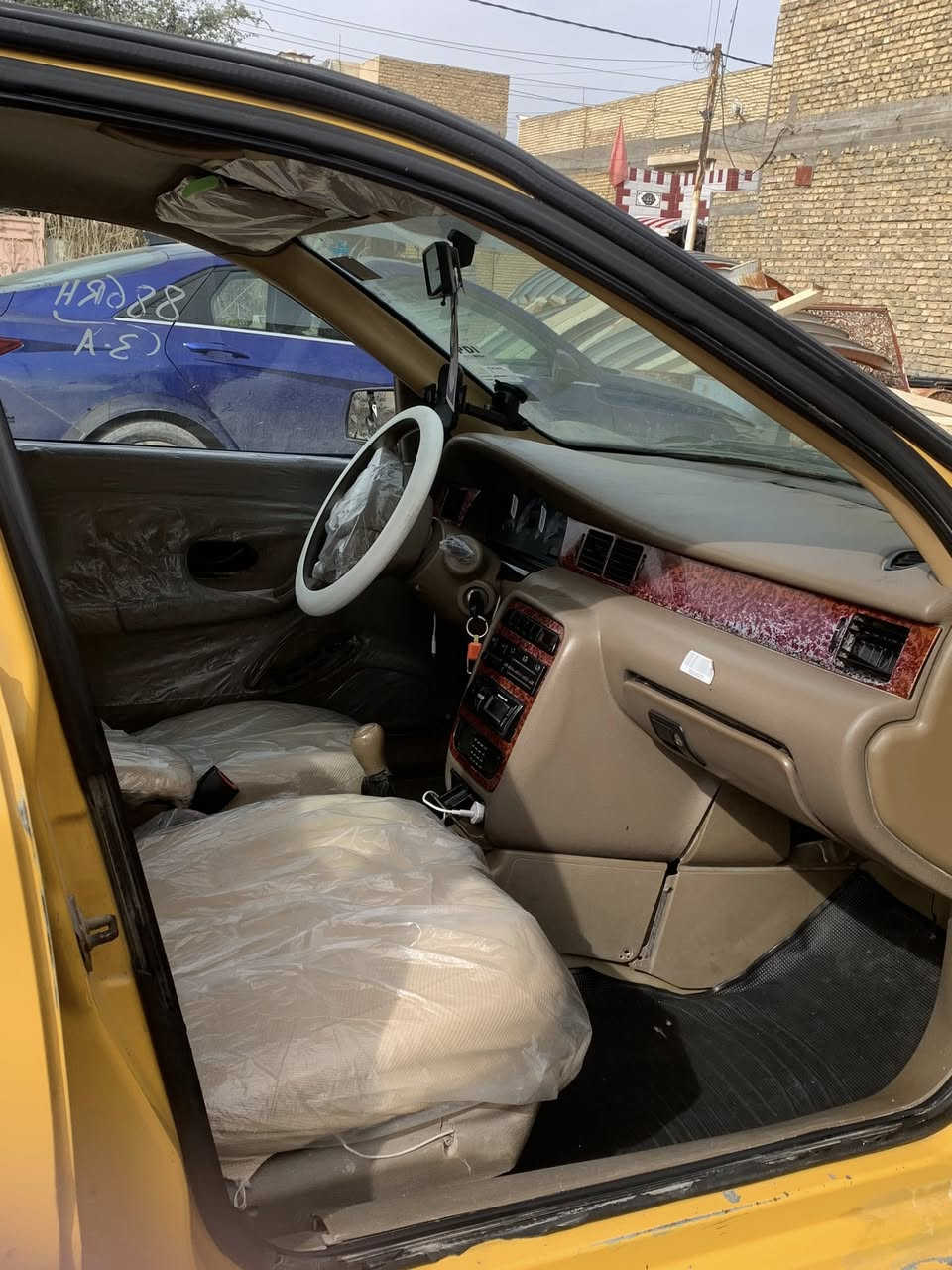 سلام عليكم سمند موديل 11 ناطقه مصفره هيه وغرامات 
سنويه لل 29
سياره بسمي تحويل ثاني يوم 
داينمو جديد 
دواخل جدد
كير مكينه جدد 
صبغ ويل حراري
باتري جديد 
تبريد شغال 
صدرهه نص عمر 
مكاني بغداد تاجي 
السعر 36 ورقه بيهه مجال بسيط 
للستفسار 
الواتساب: ***********
اتصال : ***********
