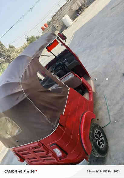 سلام عليكم تكتك باجاج 17 محسوبة عل ١٨ تكتك خير من الله تجي تكلب وتشوف اوراق اصولية سعر 3وسبعمية وبيها مجال مكان المحمودية *********** بي واتساب هم
