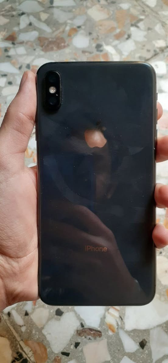سلام عليكم جهاز ايفون اكس ماكس ذاكره 256بطاريه 79شاشه اصليه 3خيارات فيس ايدي عنوان بغداد مدينه واگف جهاز نضيف سعر 220بي مجال بسبيط الاستفسار واتساب فقط ***********
