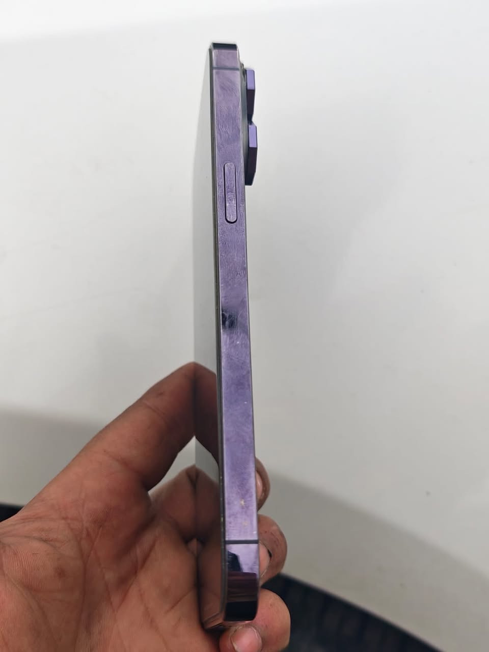 السلام عليكم ورحمة الله مبايل 14برو ماكس امريكي دبل شريحه الذاكره 256الجهاز بي كسر خفيف فوك الكامره ما ماثر عله اي شي مبدل بطاريه اصلي وكاله سعر 800بيه مجال بصيط لان الجهاز حلو وسعره حلو ***********
