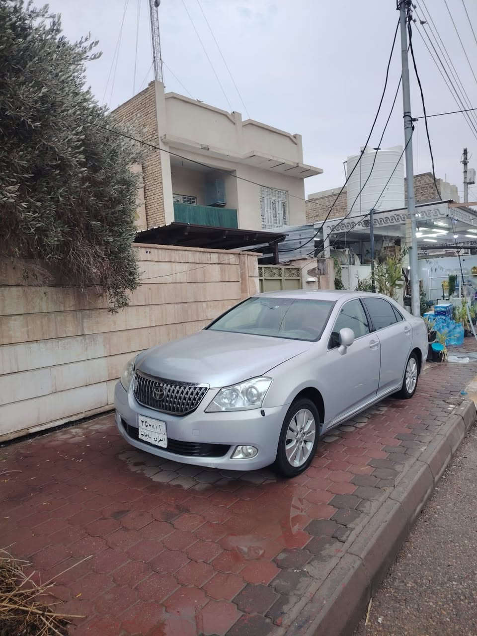 السلام عليكم
سياره ماجسته كصه جنطه كير مكينه كفاله تبريد ثلج فول مواصفات ما عدا الفتحه السياره VAB اربع بيبان شفط عينه جدتل الكترونيه
المكان ميسان العماره
السعر 43 وبيها مجال
الاسفسار ***********
