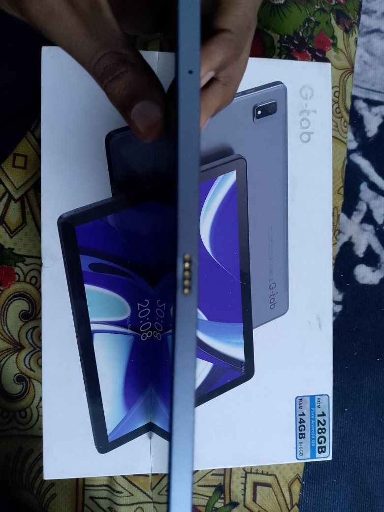 سلام عليكم 
ايباد C30 نظيف 100٪ ممفتوح استعمل خفيف 
يشغل بوبجي 
السعر :  250 قفل


**إذا كنت صاحب هذا الإعلان وتريد حذفه لأي سبب، رجاءا أرسل رسالة إلى الدعم الفني**