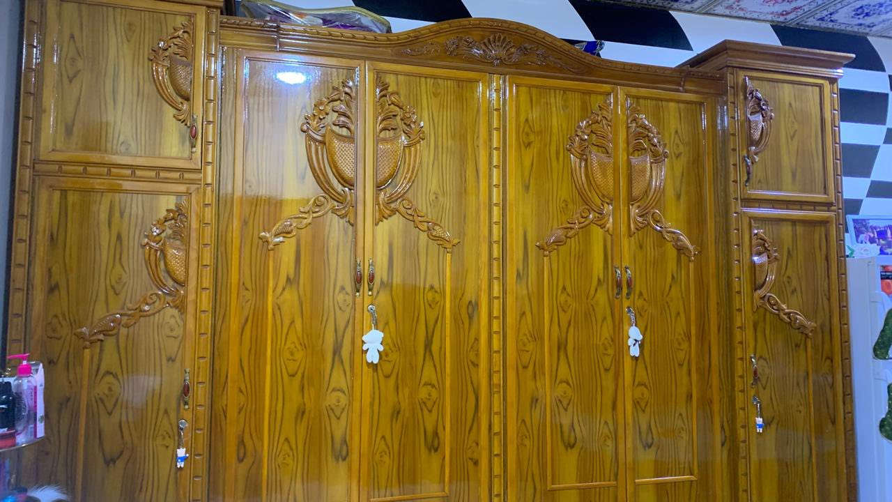 السلام عليكم غرفه اخشاب صاج تركي طابقين ما مستخدمه واجد تجي شوف بعينك عنواني بصره ابو الخصيب ***********سعر مليون و٧٠٠ وبيها مجال
