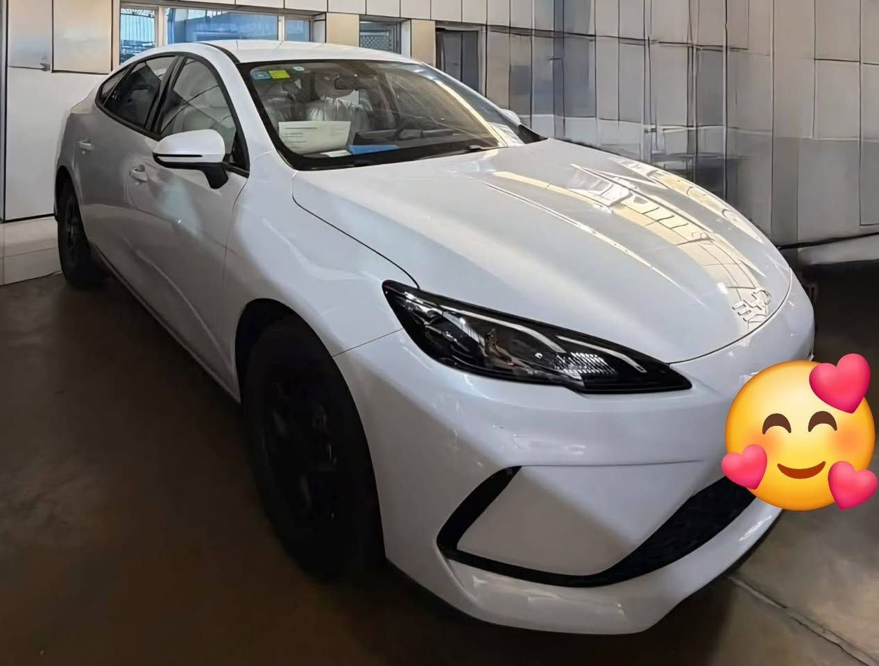 سيل 5 موديل 2025 داخل ابيض
بحالة الوكالة ☑️  كفالة عامة 
السونار مرفق مع الصور 
زيرو ماشية 3 الف فقط 
رقم بغداد بسمي تحويل مباشر 
غراضها كلها موجودة وما مفتوحة 
شاحنة اصلية + فوم معالج إطارات+ بصمة +كارت + مثلث +ارضيات 
السعر مناسب جدا مال بيع
مكاني بغداد العامرية او حي الحسين 
للإستفسار/ *********** متوفر واتساب
