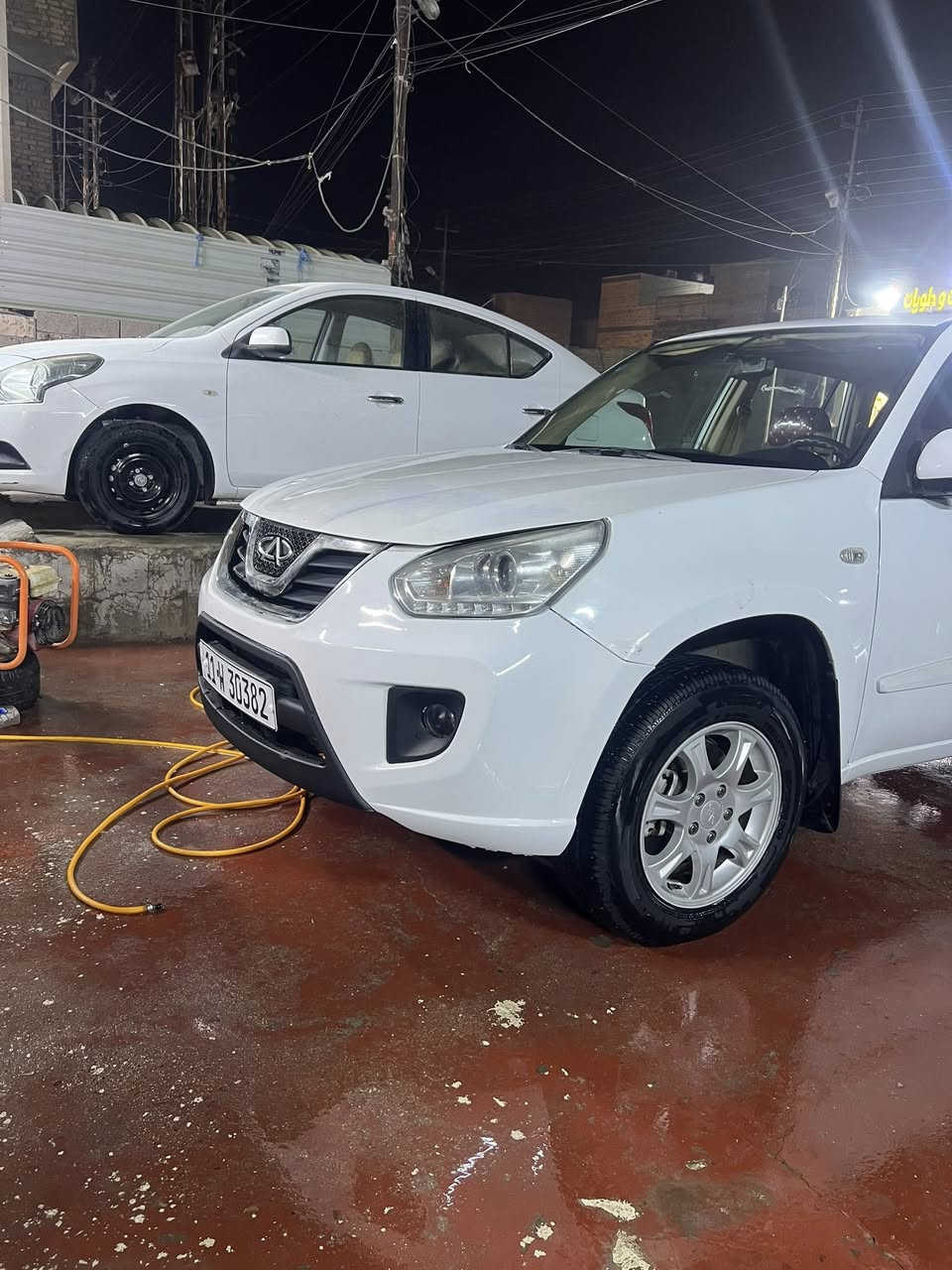 السلام عليكم للبيع تيكو 2013 رقمً بغداد الدولي تحويل مباشر مكفوله من الضربه والصبغ والتبديل والخياسات سياره جديده وع وضع الشركه ماشيه 95 كير صدر تبريد جاهزه فقط صوت بالمكينه سياره شغاله وتمشي ابيع ع هل وضع مكان بغداد 
للاستفسار 

‭0773 336 7924‬
