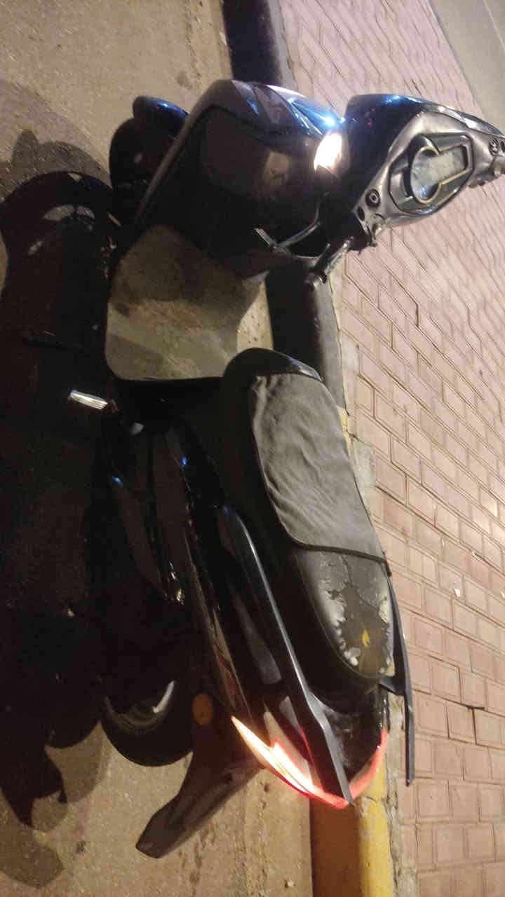 دراجه سكنس جديده 120
السعر 350
بيهه مجال 
تواصل ***********
مكاني الوفاء
