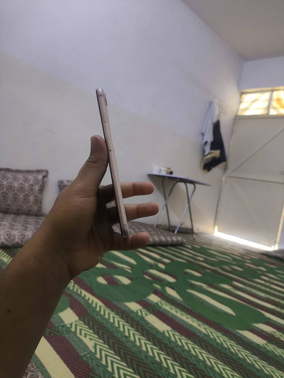 📱 iPhone 8 Plus
💾 الذاكرة: 64GB 🔋 البطارية: 74% (بلادي)

📋 مواصفات الجهاز: ✅ تك سيم شغال طبيعي ✅ الكامرة الخلفية شغالة وتصويرها طبيعي ✅ الصوت واضح ونظيف ✅ الهزاز شغال ✅ الواي فاي والشبكة شغالات طبيعي

⚠️ يطلع فشل عند الاتصال ⚠️ كامرة السيلفي ما تشتغل ⚠️ الشاشة مبدلة وبيها رطوبة خفيفة جداً من الجوه (ما مأثرة على الاستخدام) ⚠️ الدكمة الرئيسية ما تشتغل ⚠️ الظهر مكسور وما مأثر على عمل الجهاز

💰 السعر: 60 ألف دينار

📍 الموقع: موصل - الأيسر

📞 للتواصل: *********** أو مراسلة خاص
