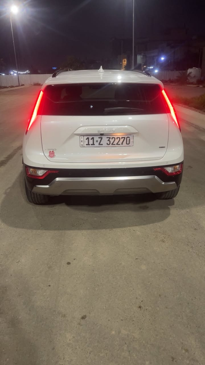 السلام عليكم البيع نيرو ٢٠٢٣ وارد أمريكي فول موصفات بصمه فتحه كهربائيه بازين ماشيه ٥٥ رقم بغداد سيارة جديده حلوه رقم شاصي موجود بل صور رقم *********** السعر ١٥٢ مكاني بغداد
