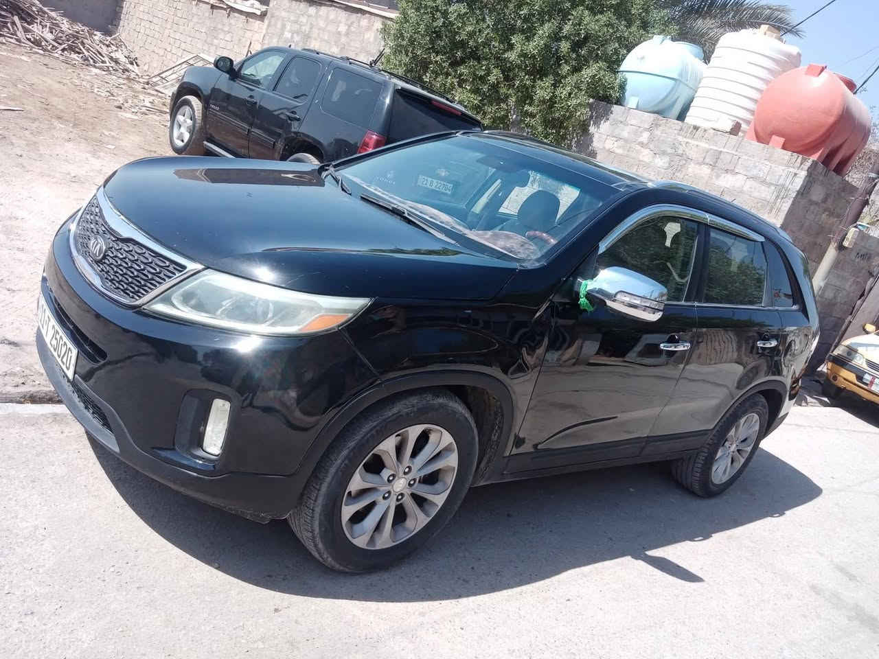 للبيع كيا سورنتو موديل 14 امريكي
حادث بسيط بدون دواخل

بيع حزام صبغ

مكينة V6 وكير مكفولات حداديه

تخم تایر جدید تبريد واكف 

فول مواصفات بنورما

3 بصمات.       7 راكب  
دخول ذكي

مري كهربائي

كرسين كهرباء

حساسات امامي خلفي

شاشه كبيره + كامره

 تبريد عاطل 

بردات خلفيه بلادي

او بعد هواي بيها مواصفات

السعر 152 مكاني بغداد ***********
