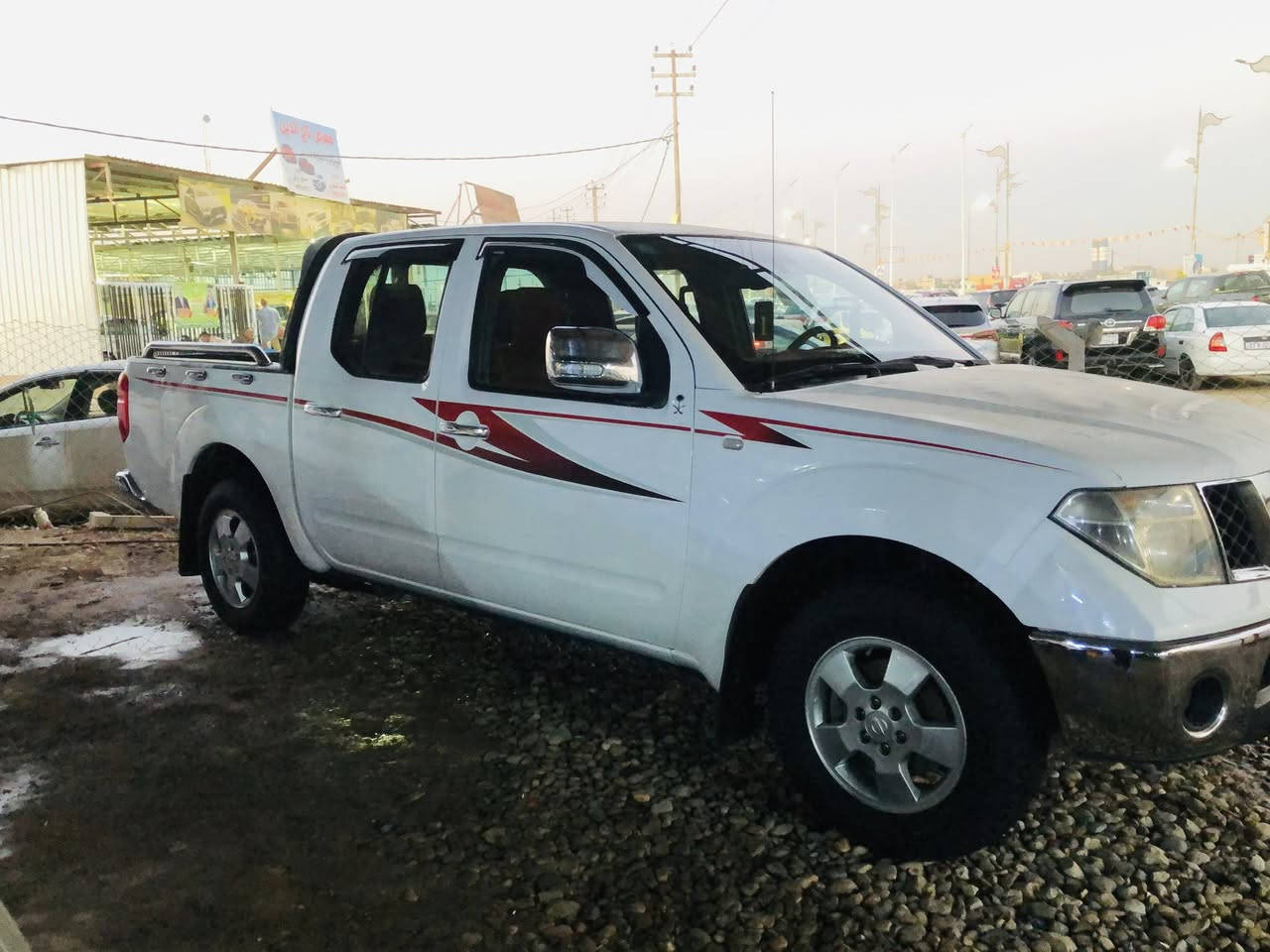 سلام عليكم 
البيع نيفاره موديل 2009
رقم بغداد بسمي 
كليزي 
بيه صبغ بنيد 
بيه باردات تخم تاير 
تبريد شغال 
محرك مجفت جديد 
رقم موبايل ***********
سعر 105
