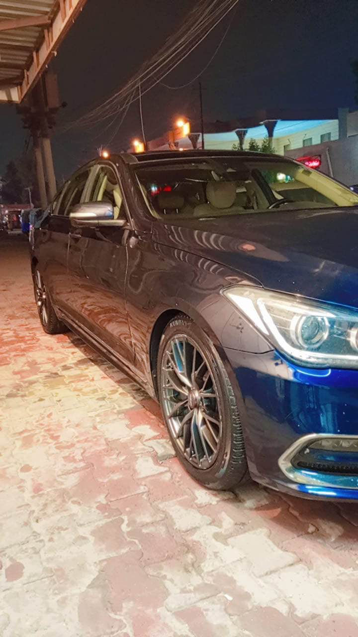 السلام عليكم 
جينسس للبيع g80 
موديل 2019
كت سبوت 
فول مواصفات عدا الماوس 
برده خلفيه كهرباء تفتح على R 
كشنات كهرباء وخزن وضعيتين وتدفئه وتبريد بالكشنات 
السيارة ماشيه 49 الف ميل وقابل للزياده 
رقم ميسان السنويه منتهيه 
گير ومكينه مكفولات 
الحداديه جيده
السعر :168 
***********
مكان السياره العمارة عمارة, ميسان
