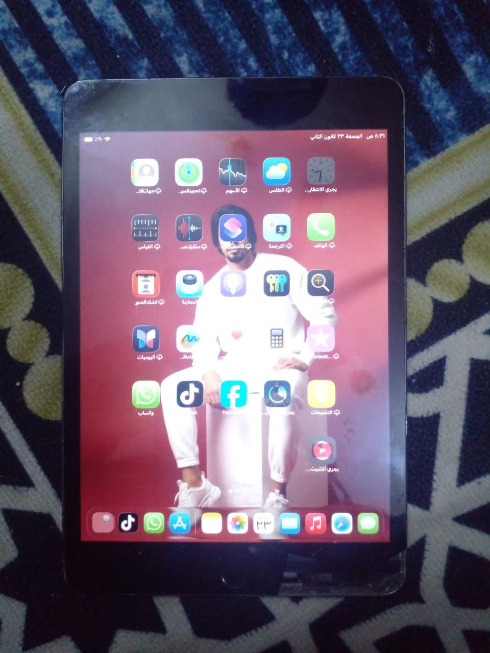 من رخصت الادمن ايباد مني ٥يرادله كلاس مال لمس والبافي كلا شغال محدث ٢٦ اخر اصدار ذاكره ٦٤ السعر ٨٠ قفل ***********
