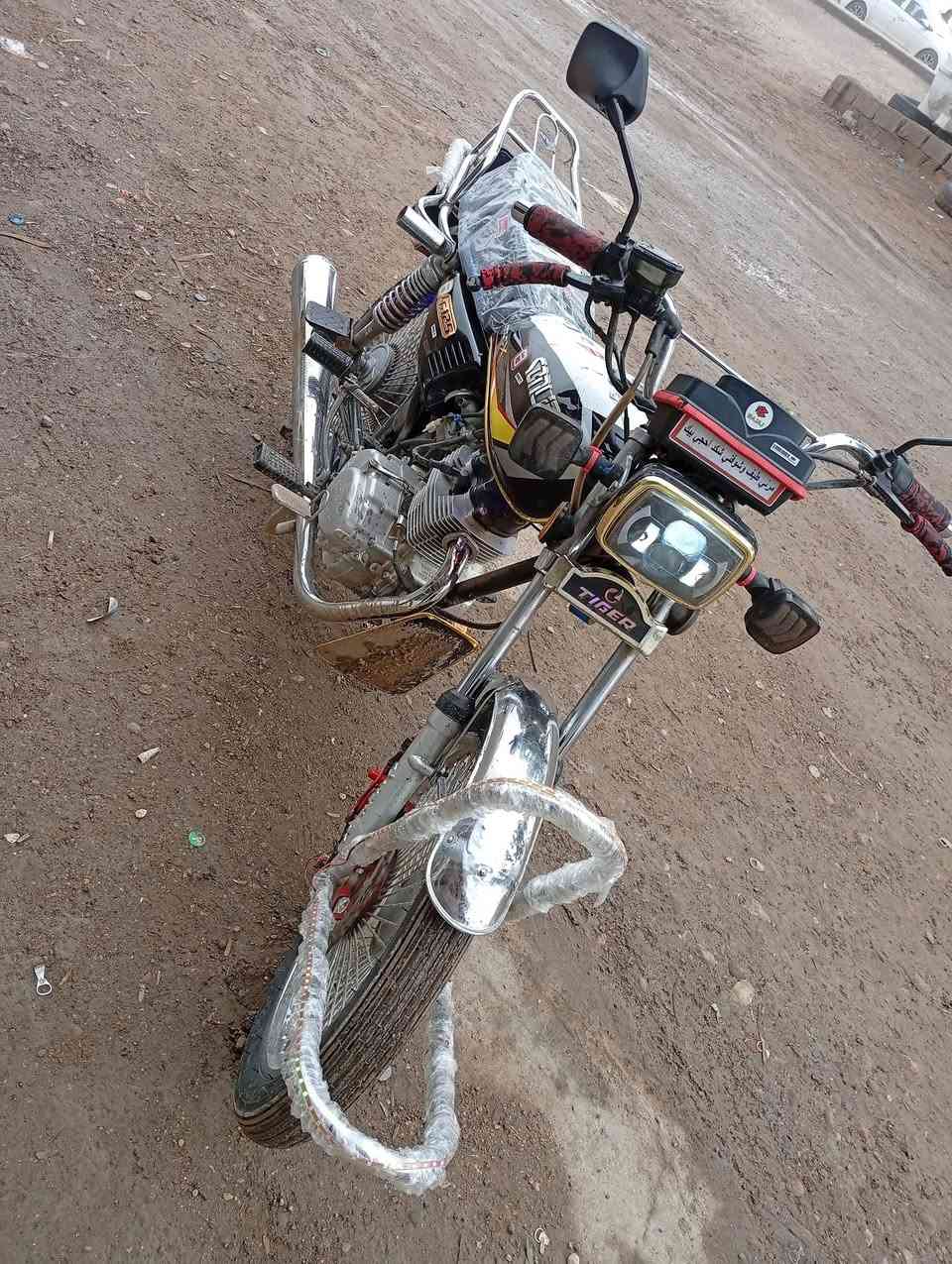 سلام عليكم✋
دراجة تايكر  للبيع ♥️
موديل 24 🌹
اي نقص ما بيها ⬇️
اوراق كامله ⬇️
كهربايات كامله ⬇️
مكفوله كفالا عامة 💓
مكان ديالى ناحيه السلام 🇮🇶
واتساب موجود فيس بوك موجود ⬇️
استفسار على الرقم *********** 👋
