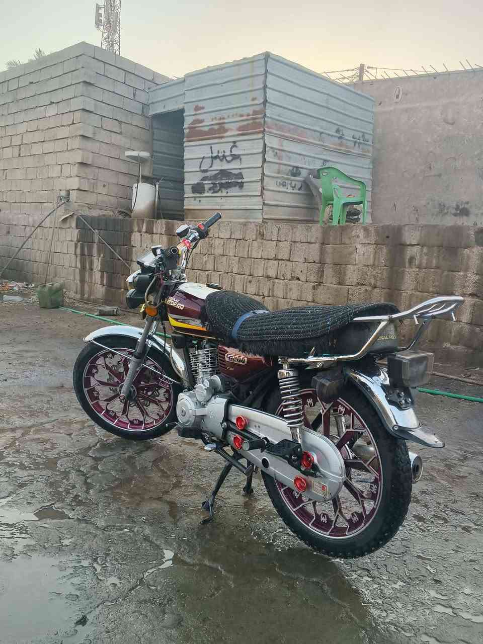 البيع نامه برو محسن باب اول 

موديل 25 محرك 200cc

اوراق كامله 
كهربايات اشاير شاشه كله شغال 
محرك مامفتوح
دراجه نضيفه محرك نضيف
دراجه كامله سعر خاص

رقم ***********

