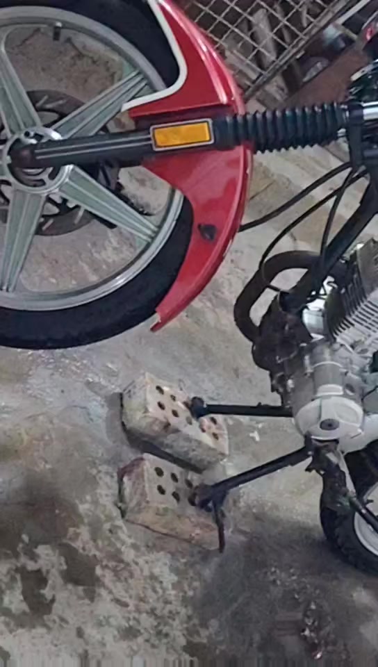 دايون عضم موديل ١٩اوراق اصولي شرط الترقيم نضافه شوفت عينك تراي بغداد مكان كربلاء السعر 900والشراي يدلل محرك بلادي مامفتوح شرط مكفول من كلشي***********
