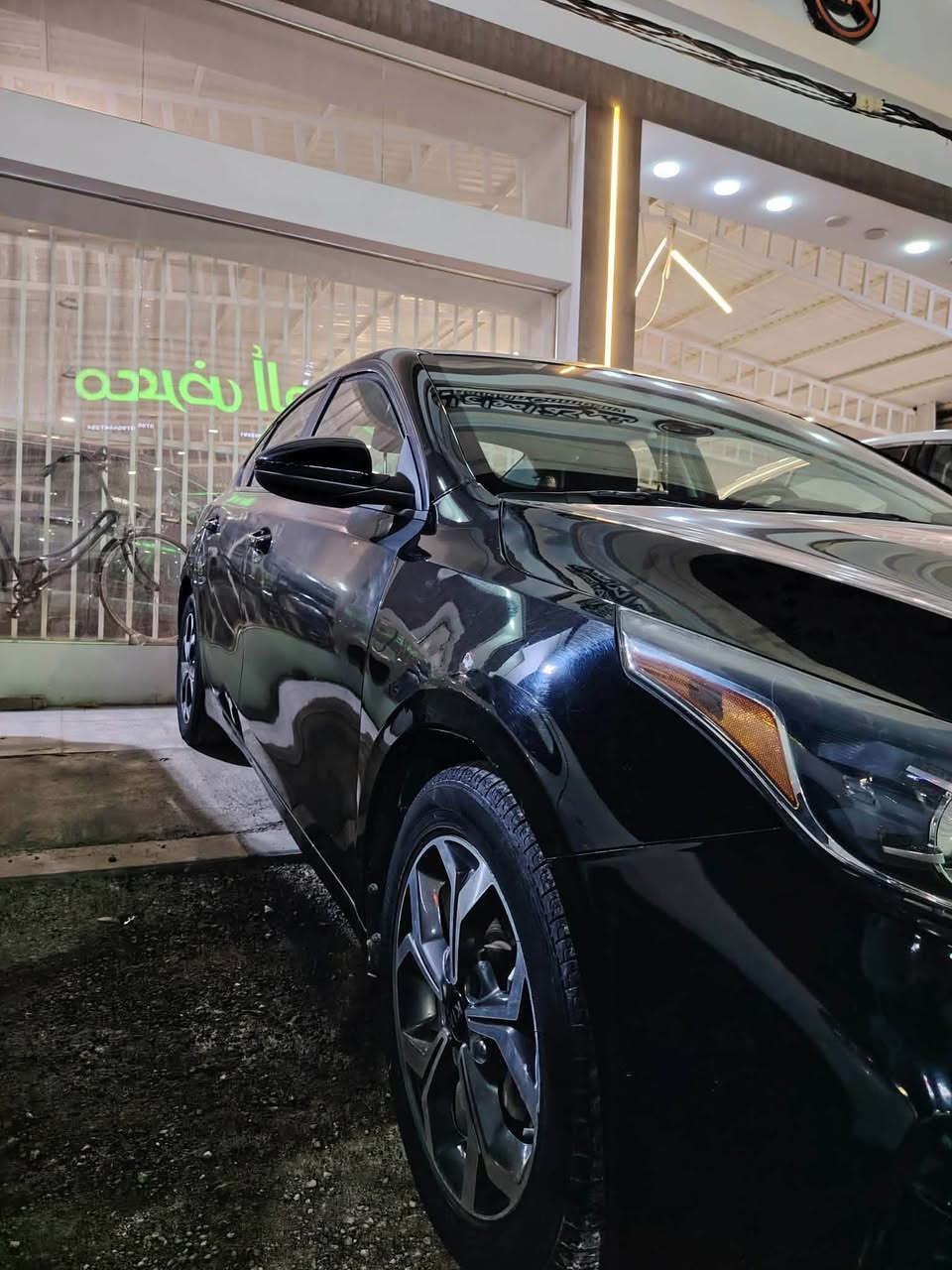 السلام عليكم فورتي ٢٠٢٠ رقم اربيل سنويه لل٢٧ مستعجل على بيعته كلش بيه حادثه بمركيا جاملغ وهنا انضربت بين البيبان فقط البيبان صبغ نصهن السياره جديد كلش ماشيه ٥٩.   ‭٠٧٨١ ٢٤٥ ٠٣٩٩‬ النجف, العراق
