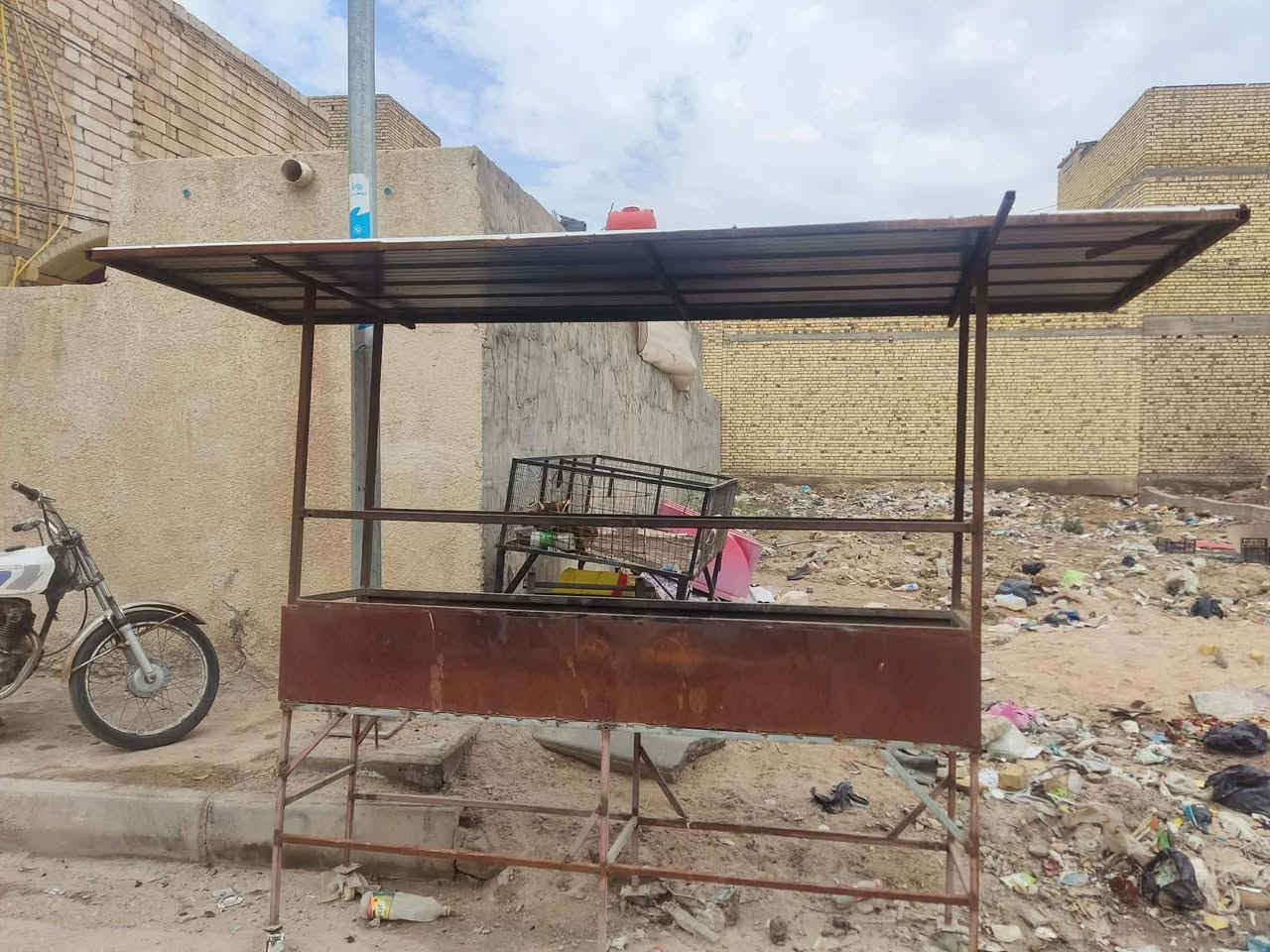 السلام عليكم منقله شوي سمج للبيع علق واني اراسلك او اتصل ***********
