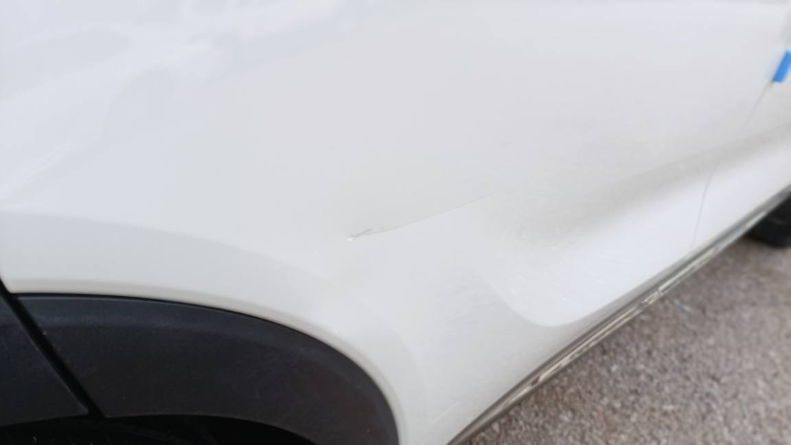 سورنتو ٢٠٢٠ مكفوله بيها شخط بسيط موجوده صورته بالمنشور 
ماشيه ١٤٧ 
السعر ٢٤٠ وبيها مجال بسيط 
المكان السماوة 
محرك مكفوله ٦ سلندر 
كير مكفول 
حداديه جديده 
للتواصل ***********
موجوده وتساب وفيس بوك السماوا, المثنى
