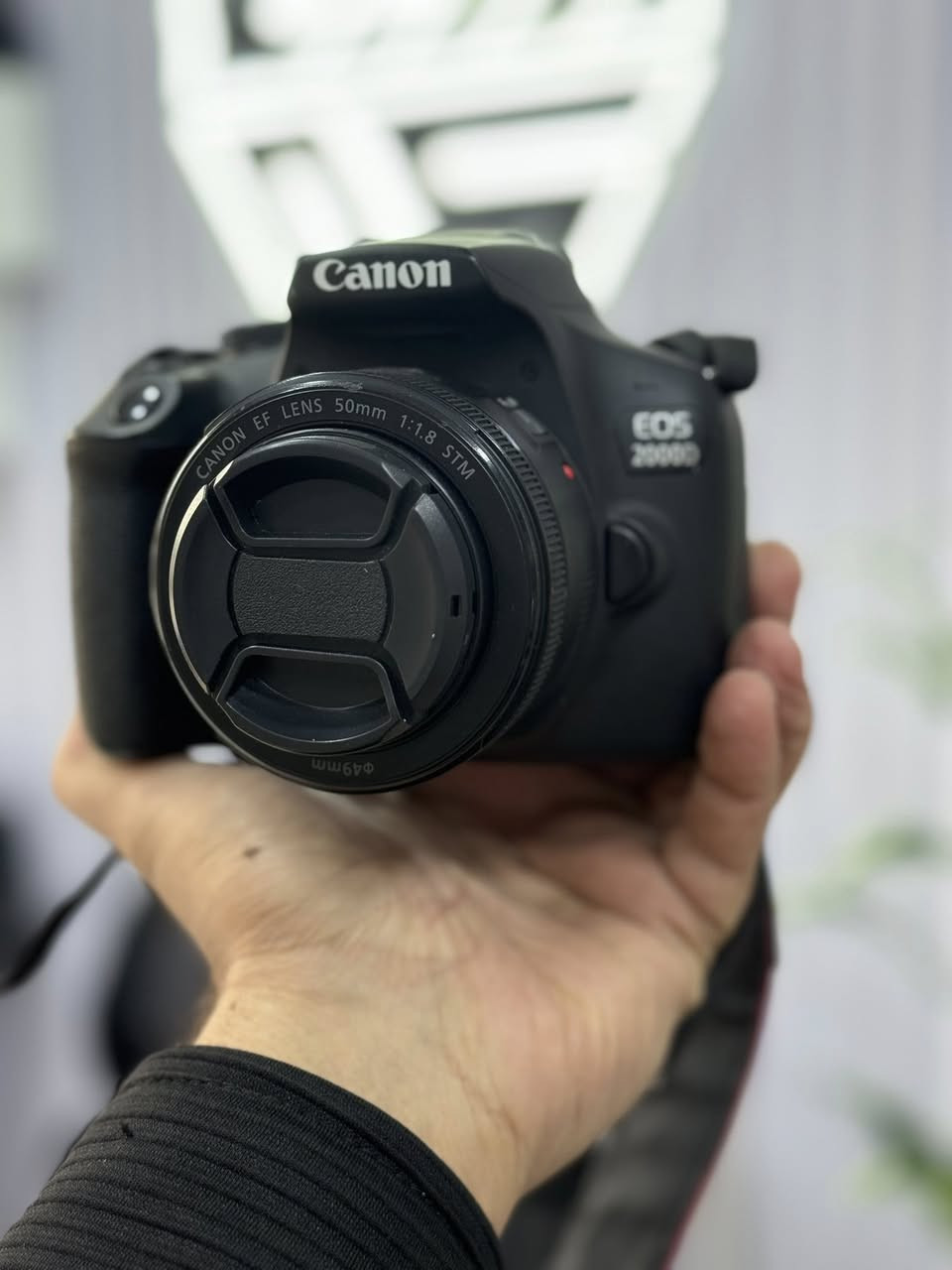 #daste_dw_مستعمل
——————————-
#Canon 2000D lens 50mm F1.8 Stm
Clean 95%


**إذا كنت صاحب هذا الإعلان وتريد حذفه لأي سبب، رجاءا أرسل رسالة إلى الدعم الفني**